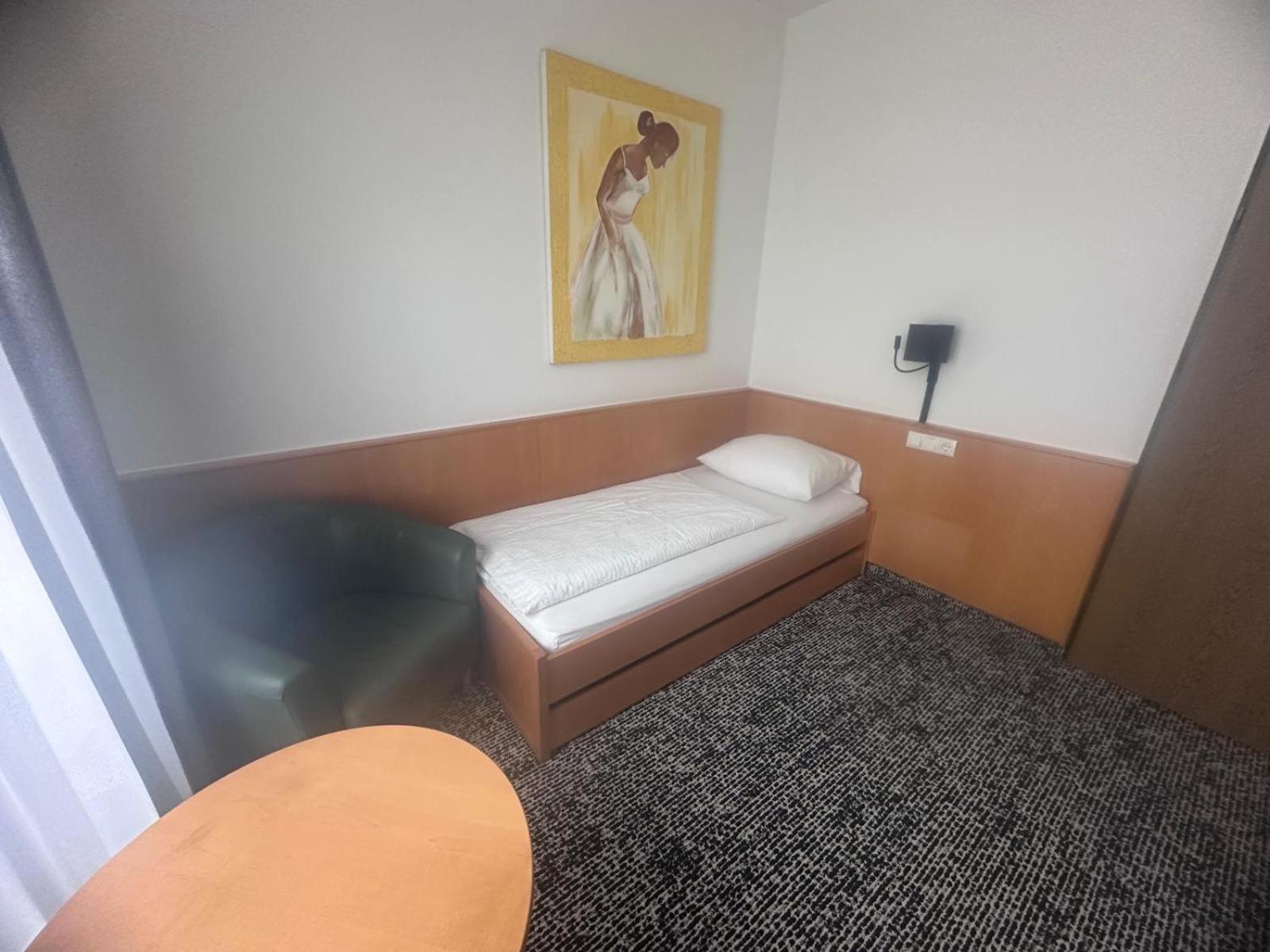 Panorama Hotel Rheinkrone Andernach Eksteriør billede